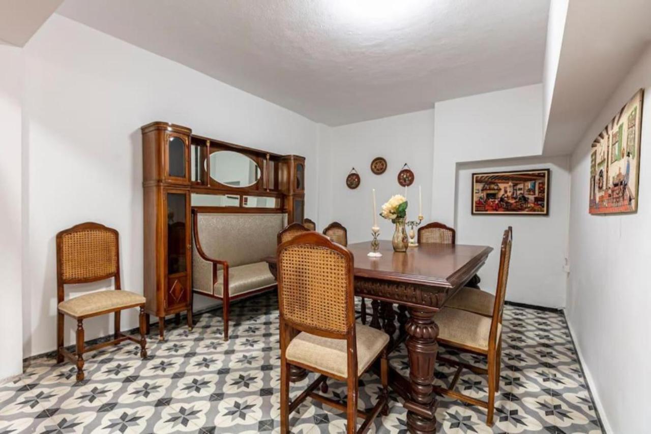 Appartement Historical 4-br Steps From Besiktas Stadium & Bosphorus Views - Prime Nisantasi Location! Istambul