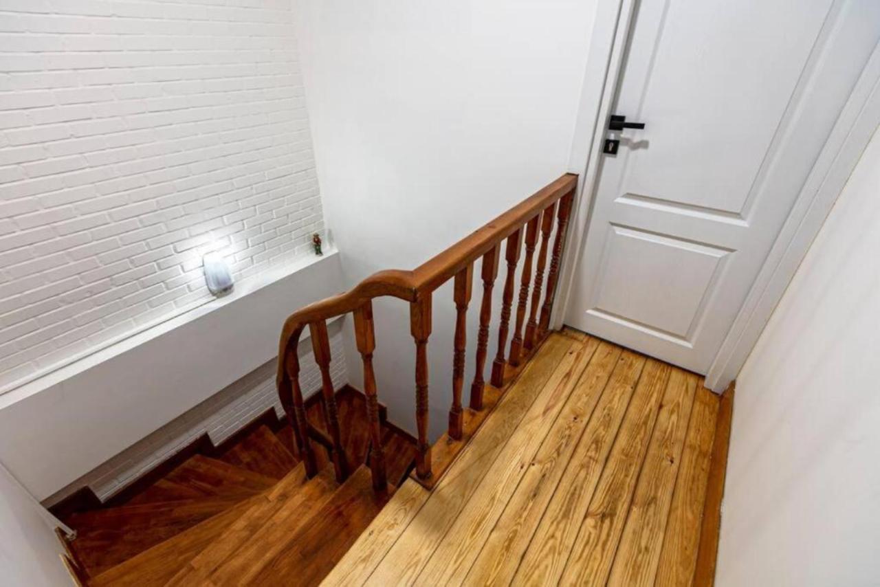 Appartement Historical 4-br Steps From Besiktas Stadium & Bosphorus Views - Prime Nisantasi Location!