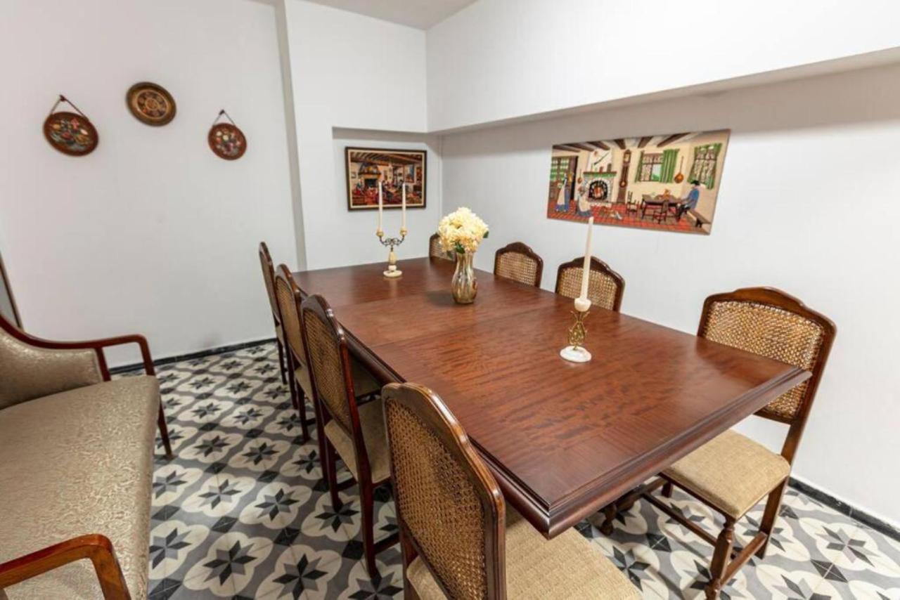 Historical 4-br Steps From Besiktas Stadium & Bosphorus Views - Prime Nisantasi Location! Istambul
